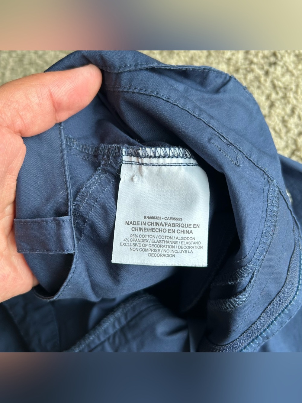 Nike Sportwear Joggers Mens 32x28 Navy Blue Bonded Tech Woven Essentials Pants - Picture 4 of 16